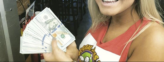 Stripchat model earn money